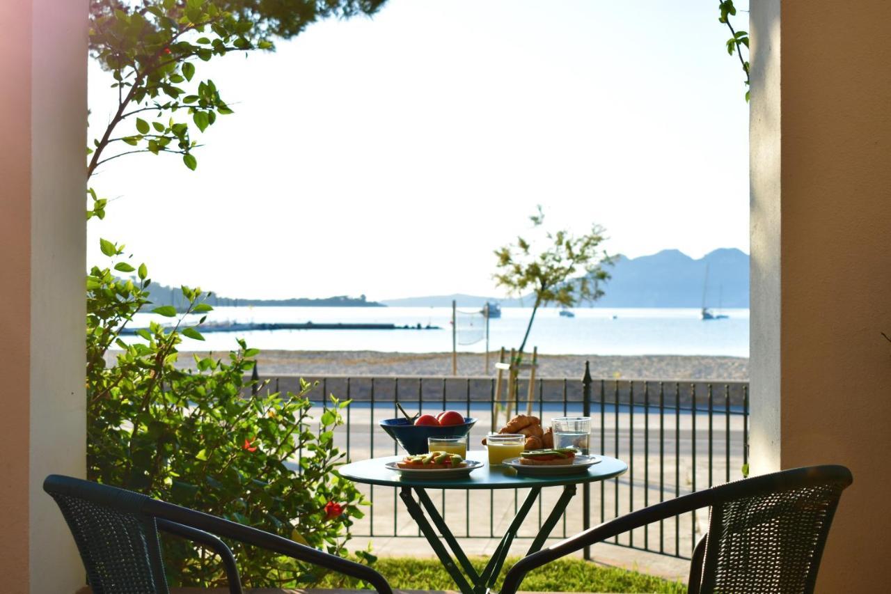 La Gola Apartment, First-line Beachfront, Newly Refurbished Port de Pollença