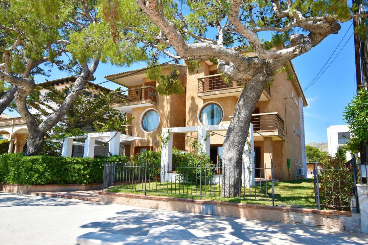 La Gola Apartment, First-line Beachfront, Newly Refurbished Appartement Port de Pollença