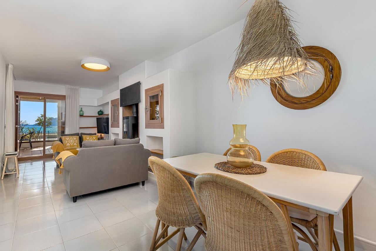 Appartement La Gola Apartment, First-line Beachfront, Newly Refurbished *